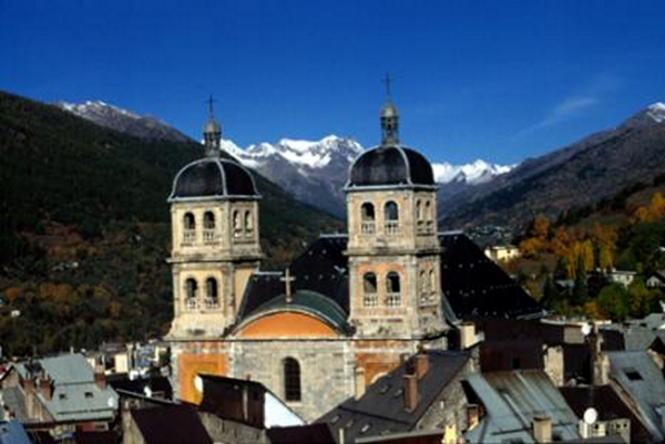 COLLEGIALE DE BRIANCON